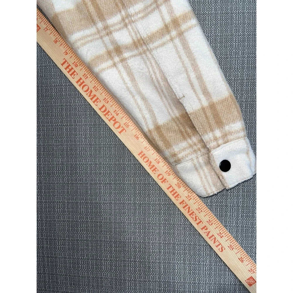 First Row Padding Shacket Mens Large Beige White Check Multi‎ Patches Wool Lined